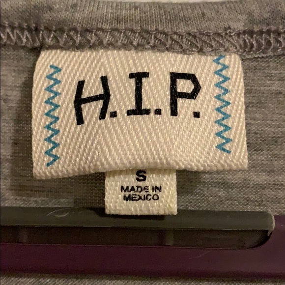 Graphic tee - Picture 2 of 2